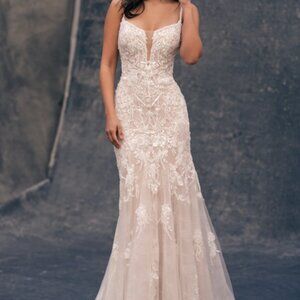Allure Couture Wedding Dress C704